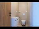 Appartamenti Tom - with hot tub: A1(6) Split - Riviera Split  - Appartamento - A1(6): la toilette