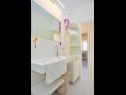 Appartamenti Ginestra - central, cosy and modern : A1(4) Split - Riviera Split  - Appartamento - A1(4): il bagno con la toilette