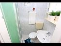 Appartamenti Marija - beautiful sea view: A1(4+1) Drvenik Mali (Isola di Drvenik Mali) - Riviera Trogir  - Appartamento - A1(4+1): il bagno con la toilette