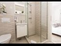 Appartamenti Ivica - 100m from the sea A1(2+2), A2(2+2), A3(2+2), A4(2+2), A5(3+2) Drvenik Veli (Isola di Drvenik Veli) - Riviera Trogir  - Appartamento - A3(2+2): il bagno con la toilette