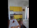 Appartamenti Niki - 5m from the sea: A1-Mande (3+1), A2 -Hela (4) Drvenik Veli (Isola di Drvenik Veli) - Riviera Trogir  - Appartamento - A2 -Hela (4): la cucina con la sala da pranzo