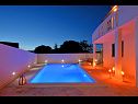 Appartamenti Zeljko - with pool : A1(6) Marina - Riviera Trogir  - la piscina