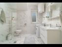 Appartamenti Lux 3 - heated pool: A5(4+2), A6(4+2) Marina - Riviera Trogir  - Appartamento - A6(4+2): il bagno con la toilette