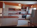 Appartamenti Luka - pet friendly A1(4+2) Seget Donji - Riviera Trogir  - Appartamento - A1(4+2): la cucina