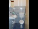Appartamenti Luka - pet friendly A1(4+2) Seget Donji - Riviera Trogir  - Appartamento - A1(4+2): il bagno con la toilette