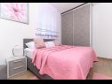 Appartamenti Iva - great view: A1(4) Seget Donji - Riviera Trogir  - Appartamento - A1(4): la camera da letto