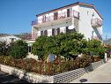 Appartamenti VV A1(2+1), A2(5), A3(7) Seget Vranjica - Riviera Trogir  - la casa
