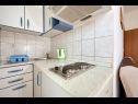Appartamenti Mare - 30 m from pebble beach: SA1(2), SA2(2), A3(4), A4(4), A5(8) Seget Vranjica - Riviera Trogir  - Appartamento - A3(4): la cucina