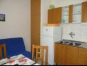 Appartamenti Gor A1(2+2), B2(2+2) Sevid - Riviera Trogir  - Appartamento - A1(2+2): la cucina con la sala da pranzo