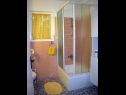 Appartamenti Jak - 10m from the sea: A(4+2) Sevid - Riviera Trogir  - Appartamento - A(4+2): il bagno con la toilette