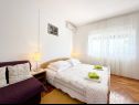 Appartamenti Kaza - 50m from the beach with parking: A1(2), A2(2), A3(6) Trogir - Riviera Trogir  - Appartamento - A1(2): la camera da letto