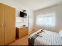 Appartamenti Kaza - 50m from the beach with parking: A1(2), A2(2), A3(6) Trogir - Riviera Trogir  - Appartamento - A2(2): la camera da letto