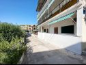 Appartamenti Kaza - 50m from the beach with parking: A1(2), A2(2), A3(6) Trogir - Riviera Trogir  - la casa