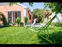 Casa vacanza Mirjana - beautiful garden with barbecue: H(4+1) Trogir - Riviera Trogir  - Croazia - la casa