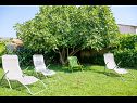 Casa vacanza Mirjana - beautiful garden with barbecue: H(4+1) Trogir - Riviera Trogir  - Croazia - il giardino