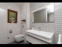 Appartamenti Marijan - beautiful view: A1(6) Trogir - Riviera Trogir  - Appartamento - A1(6): il bagno con la toilette