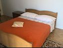 Appartamenti Ivy - spacious with free parking: A1(4) Trogir - Riviera Trogir  - Appartamento - A1(4): la camera da letto