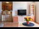 Appartamenti Maša - modern sea view apartment: A1(4+1) Trogir - Riviera Trogir  - Appartamento - A1(4+1): il soggiorno