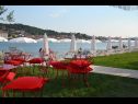 Appartamenti e camere Ivo - with garden: A1(2+2), R1(2+1), R2(2) Trogir - Riviera Trogir  - la spiaggia