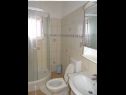 Appartamenti Marija - 10m from beach: A1(4+1), A2(6), A3(6+2) Trogir - Riviera Trogir  - Appartamento - A2(6): il bagno con la toilette