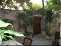 Appartamenti e camere Jare - in old town R1 zelena(2), A2 gornji (2+2) Trogir - Riviera Trogir  - la terrazza ortense