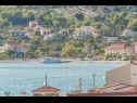 Appartamenti Kosta - 70m from sea : A1(2+1), A2(4+2) Vinisce - Riviera Trogir  - il dettaglio