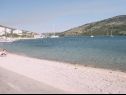 Appartamenti Paž - 28m from the beach: A1(4+2), A2(2+1), A3(4+1) Vinisce - Riviera Trogir  - la spiaggia