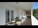 Casa vacanza Pazanin - 20m from the beach: H(4+1) Vinisce - Riviera Trogir  - Croazia - la terrazza