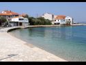 Appartamenti Tonci - 30 m from beach: A1 Doli (2+1), A2 Gori (2+1) Kali - Isola di Ugljan  - la spiaggia