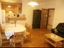Appartamenti Zlatko - 100m from the sea A1(4), A2(4), A3(4) Muline - Isola di Ugljan  - Appartamento - A1(4): la cucina con la sala da pranzo