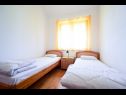 Appartamenti Zlatko - 100m from the sea A1(4), A2(4), A3(4) Muline - Isola di Ugljan  - Appartamento - A3(4): la camera da letto