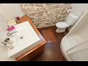 Appartamenti Ivan - great location: A1(2+1), A2(2+2) Poljana - Isola di Ugljan  - Appartamento - A1(2+1): il bagno con la toilette