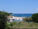 Casa vacanza VEKY - 50m from sea: Holiday House H(4+2) Susica - Isola di Ugljan  - Croazia - lo sguardo dalla terrazza