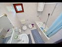 Appartamenti Julijana - economy apartment A1(6) Bibinje - Riviera Zadar  - Appartamento - A1(6): il bagno con la toilette