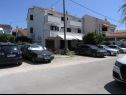 Appartamenti Ana- next to the sea A1(2+2), A2(2+3), A3(2+2), A4(2+3) Bibinje - Riviera Zadar  - il parcheggio (casa e dintorni)