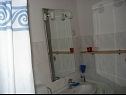 Appartamenti Davor - 20m from sea : A1(2+2), A2(2+2), A3(6) Mali Iz (Isola di Iz) - Riviera Zadar  - Appartamento - A2(2+2): il bagno con la toilette