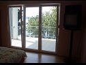 Appartamenti Dubravko - 5 m from beach : A1 Bepina (2+2), A2 Keko(2+2) Maslenica - Riviera Zadar  - Appartamento - A2 Keko(2+2): la terrazza
