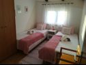 Appartamenti Vlatkica - 10 m from beach: A1 Vlatkica(4), A2 Lea(4) Maslenica - Riviera Zadar  - Appartamento - A2 Lea(4): camera