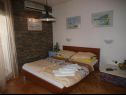 Appartamenti Dali - 300 m from the beach: SA1 1D (3), A2 1L (5), A3 2k (6) Nin - Riviera Zadar  - Appartamento - A2 1L (5): la camera da letto