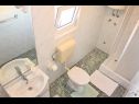 Appartamenti Remi - 300 m from sea: A1(4+2), A2(2+2), A3(2+2) Nin - Riviera Zadar  - Appartamento - A2(2+2): il bagno con la toilette