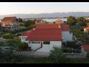 Appartamenti Branko - 150m from the sea: SA2(2) Nin - Riviera Zadar  - la casa