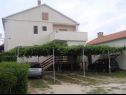 Appartamenti Slava - private parking: A1(6+1) Nin - Riviera Zadar  - la casa