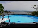 Appartamenti Ljilja - 10m from the sea with parking: A2(2+2), A3(2+2), A4(12) Nin - Riviera Zadar  - la casa