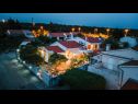Appartamenti Kike - 60 meters from the beach: A1(4+1), A2(4+1), A3(4+1), SA1(2) Petrcane - Riviera Zadar  - la casa