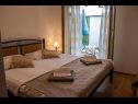 Appartamenti Kike - 60 meters from the beach: A1(4+1), A2(4+1), A3(4+1), SA1(2) Petrcane - Riviera Zadar  - Appartamento - A1(4+1): la camera da letto