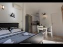 Appartamenti Kike - 60 meters from the beach: A1(4+1), A2(4+1), A3(4+1), SA1(2) Petrcane - Riviera Zadar  - Studio appartamento - SA1(2): la camera da letto