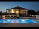 Casa vacanza Ivana - with a private pool: H(8) Privlaka - Riviera Zadar  - Croazia - H(8): la casa