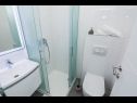 Appartamenti Ani - with pool : SA4(2), A5(2+2), A6(2+2) Privlaka - Riviera Zadar  - Appartamento - A5(2+2): il bagno con la toilette