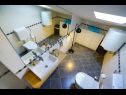 Appartamenti Secret Garden A2(2+2), A4(2+2) Razanac - Riviera Zadar  - Appartamento - A2(2+2): il bagno con la toilette