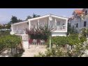 Appartamenti Dobri - 500 m from beach: A5(2), A4(2+2), A3(2+2), A2(2+2), A6(2+1) Sabunike - Riviera Zadar  - Appartamento - A6(2+1): la casa